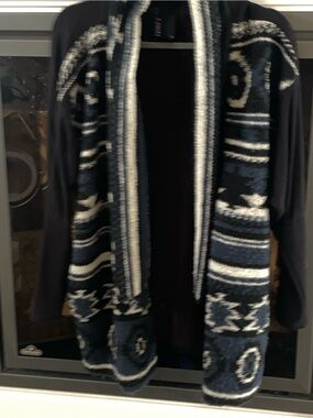 Women’s Anthropology Dolan T-Shirt Los Angeles Aztec Blue/Cream Cardigan Sweater